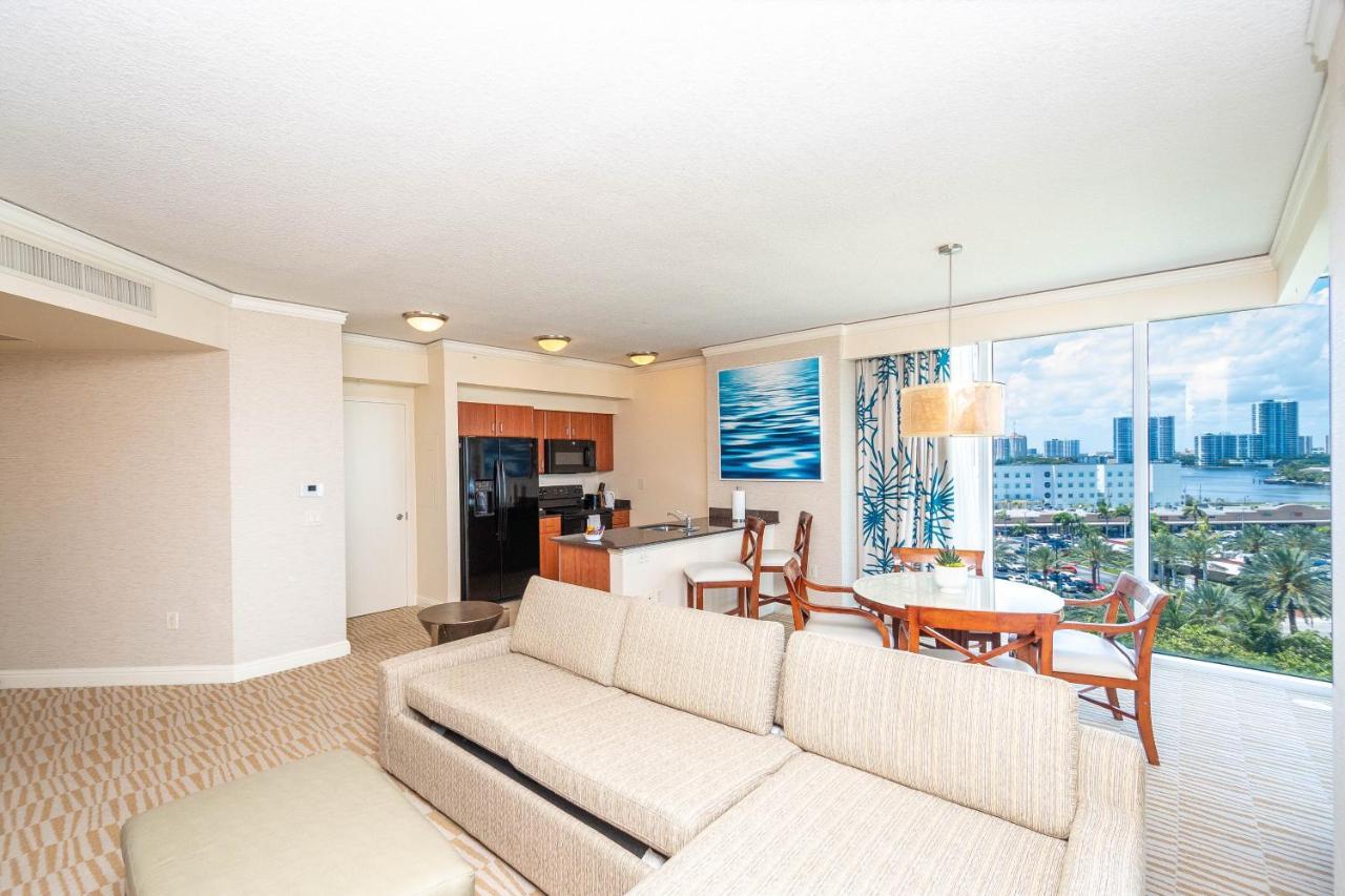 Trump Intl 2 Bedroom Apartment 1600 Sqf Ocean And Bay View サニーアイルズビーチ エクステリア 写真