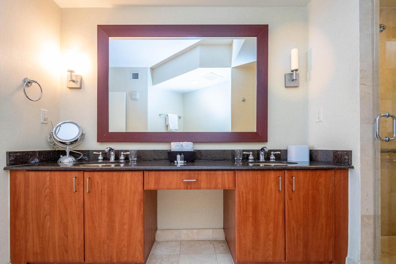 Trump Intl 2 Bedroom Apartment 1600 Sqf Ocean And Bay View サニーアイルズビーチ エクステリア 写真