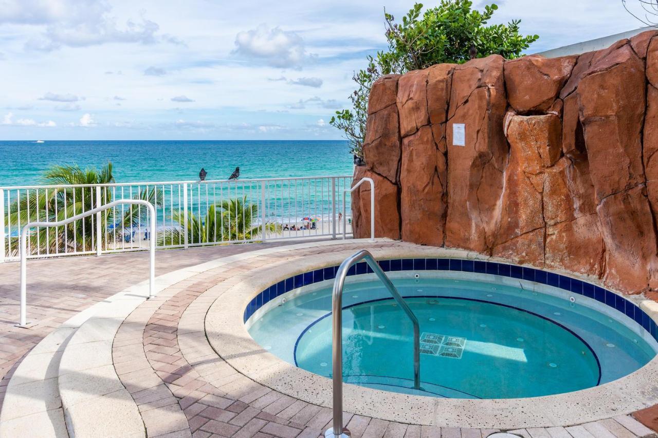 Trump Intl 2 Bedroom Apartment 1600 Sqf Ocean And Bay View サニーアイルズビーチ エクステリア 写真