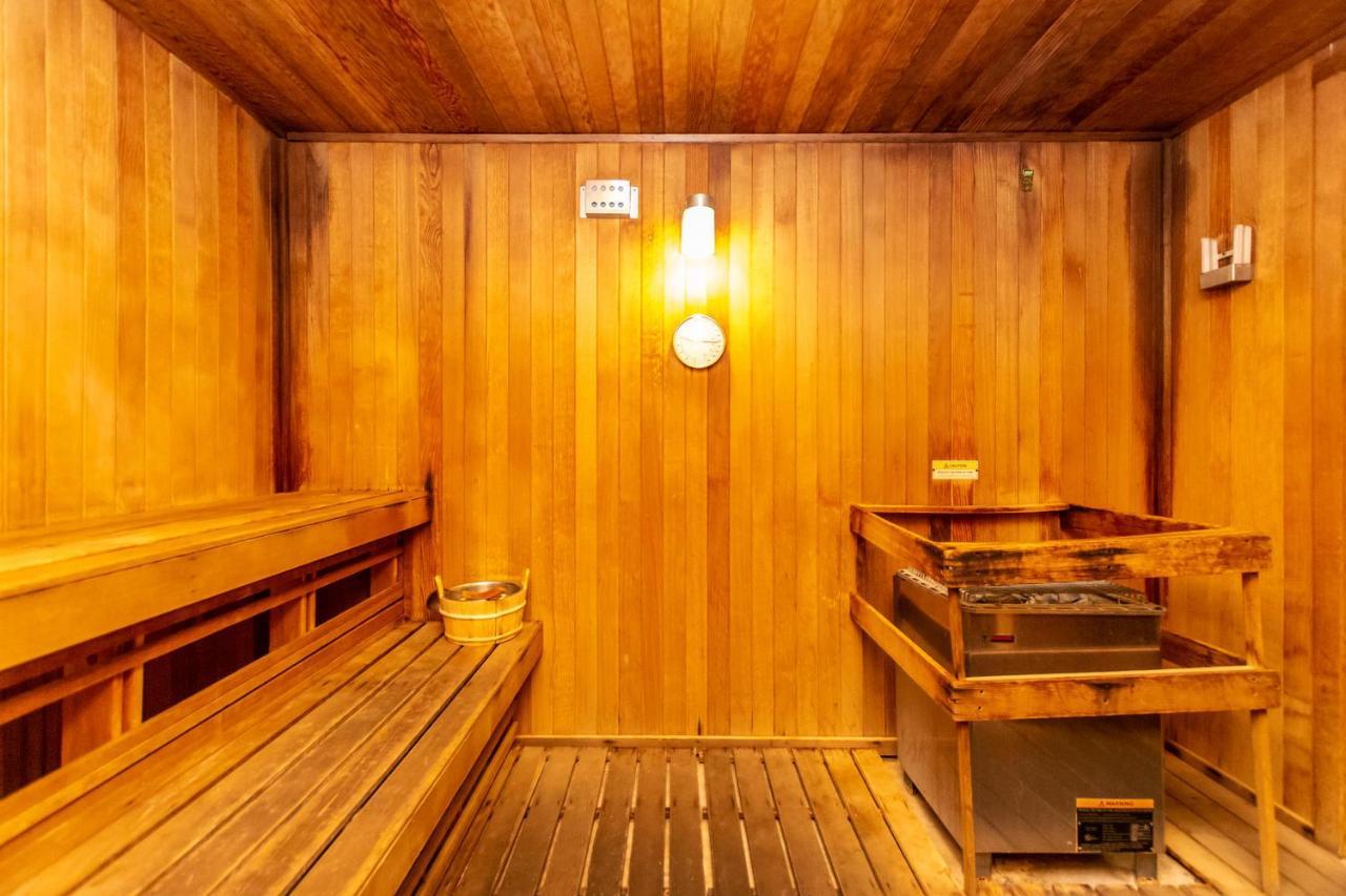 Trump Intl 2 Bedroom Apartment 1600 Sqf Ocean And Bay View サニーアイルズビーチ エクステリア 写真