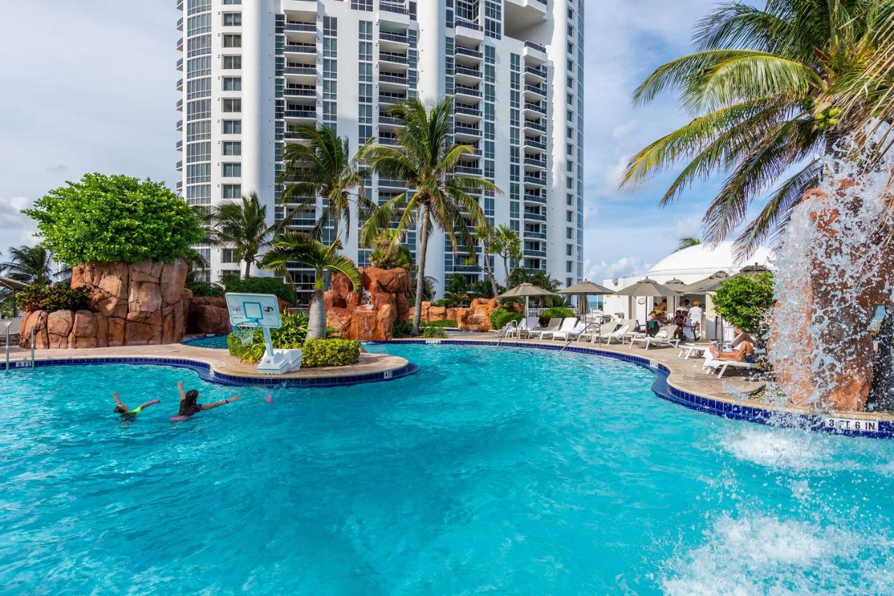 Trump Intl 2 Bedroom Apartment 1600 Sqf Ocean And Bay View サニーアイルズビーチ エクステリア 写真
