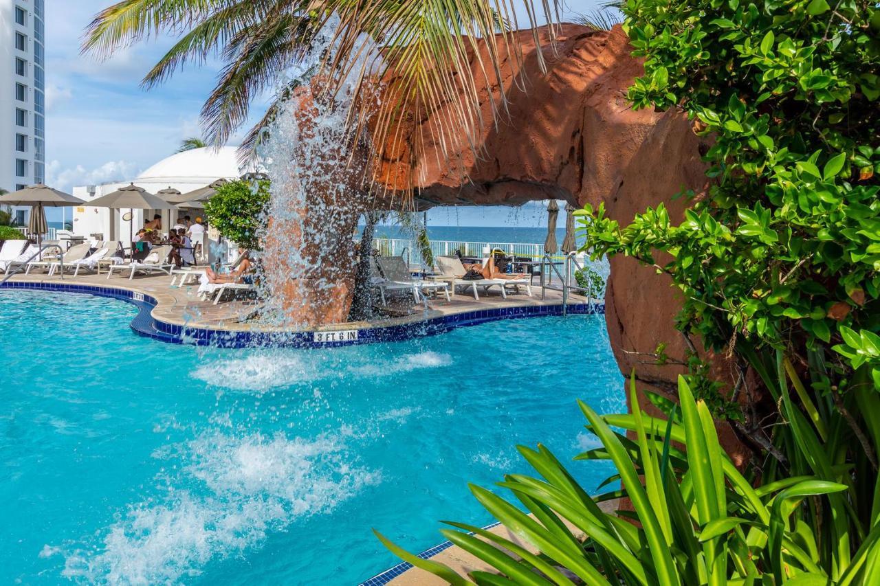 Trump Intl 2 Bedroom Apartment 1600 Sqf Ocean And Bay View サニーアイルズビーチ エクステリア 写真